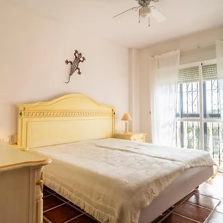 3 Bedroom Awesome In Calahonda Σπίτι διακοπών Benajarafe
